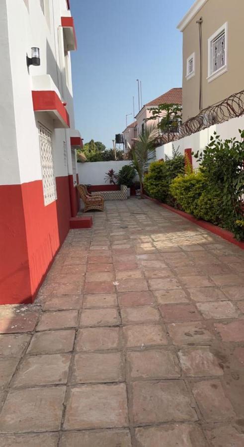 Hotel Coco Island Banjul Esterno foto